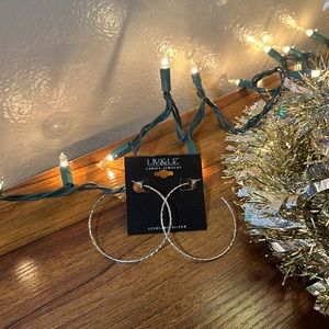 Sparkly diamond cut Sterling 925 hoop earrings NWT